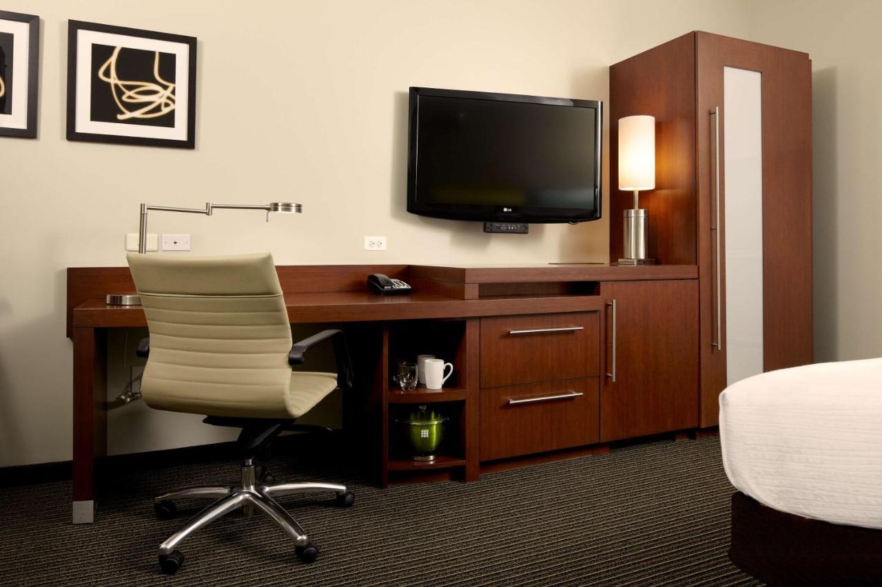 Hyatt Place Detroit/Royal Oak Dış mekan fotoğraf